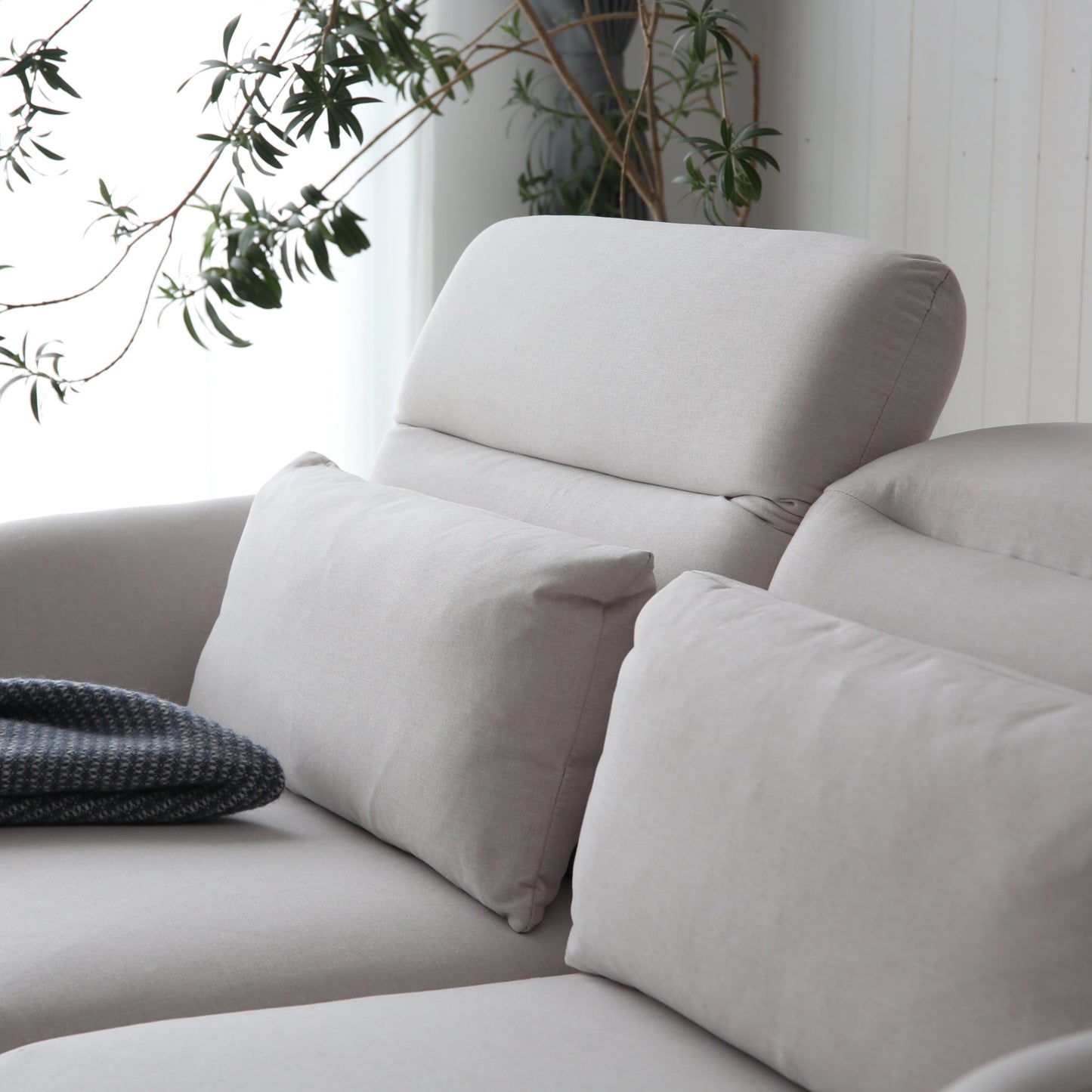 Diego Sofa White